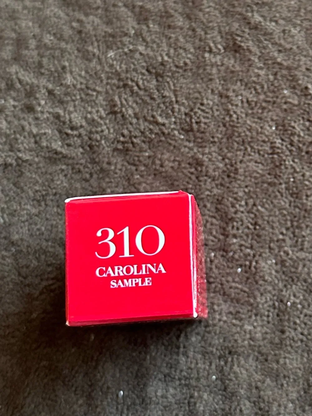 Carolina Herrera Mini Lipstick Red 310 Satin